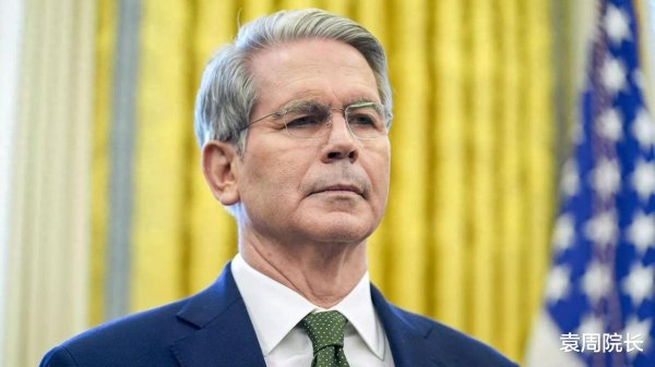 诚信-优配 中方拒接电话后, 美国有人坐不住了, 一架专机抵京, 向王毅交底